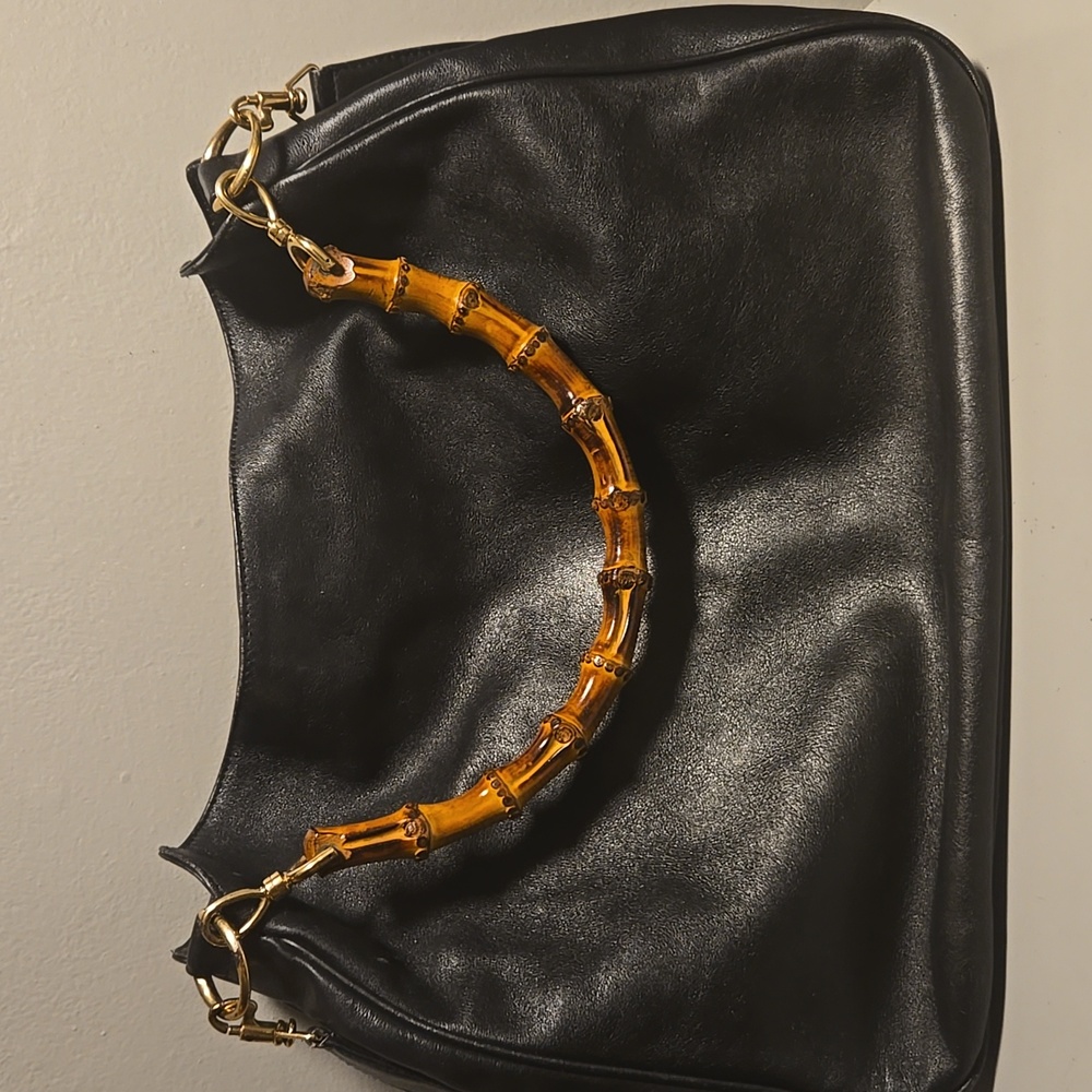 xsold x Gucci Black Shoulder Bag with Gold Bamboo Handle - Picture 13 of 13